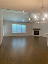 2159 N Woodlark Ln in Fayetteville, AR - Building Photo - Building Photo