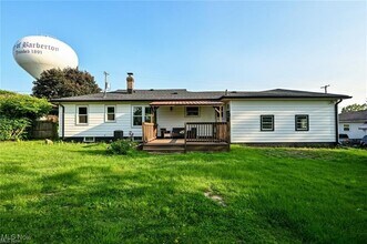 357 E Paige Ave in Barberton, OH - Building Photo - Building Photo