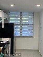 2600 NW 49th Ave in Lauderdale Lakes, FL - Building Photo - Building Photo