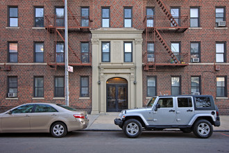 537 CLINTON AVE in Brooklyn, NY - Building Photo - Building Photo