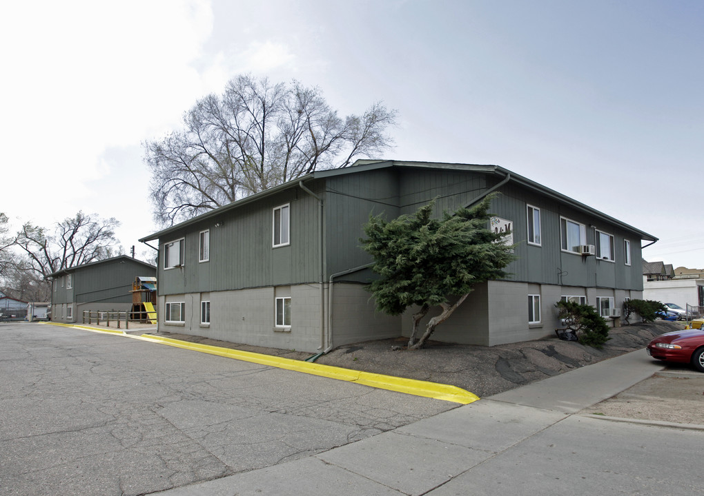 A&M Apartments in Greeley, CO - Building Photo