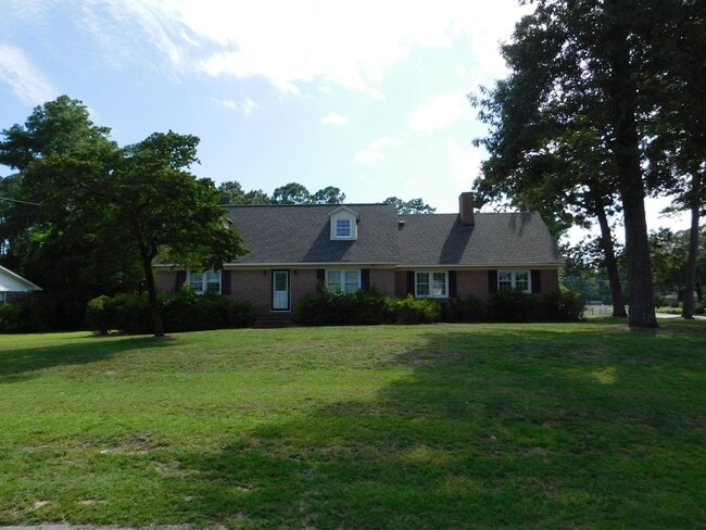 509 W Wilson Creek Dr in Trent Woods, NC - Building Photo - Building Photo