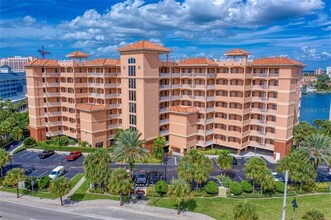 530 S Gulfview Blvd in Clearwater, FL - Building Photo - Building Photo