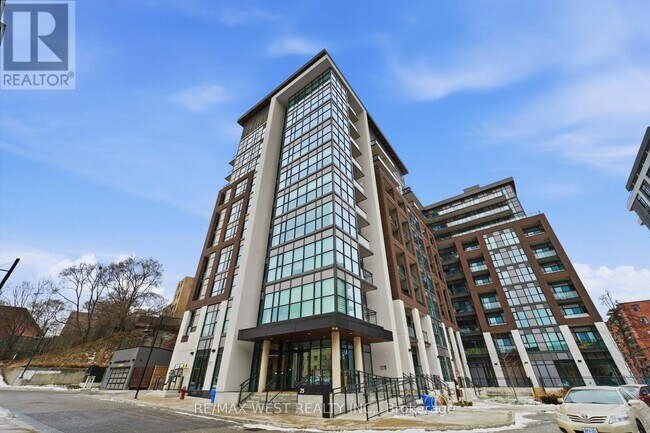 25 Neighbourhood Ln. in Toronto, ON - Building Photo - Building Photo