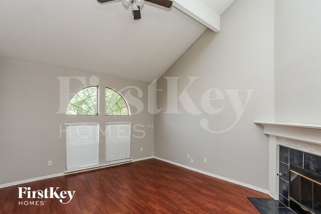 5902 Silverpoint Ct in Arlington, TX - Building Photo - Building Photo