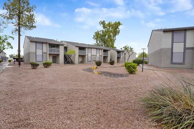 Garden Place in Mesa, AZ - Building Photo - Building Photo