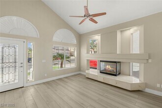 9556 Ancala Hollow Ct in Las Vegas, NV - Building Photo - Building Photo