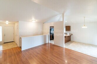621 S Bowdish Rd in Spokane Valley, WA - Building Photo - Building Photo