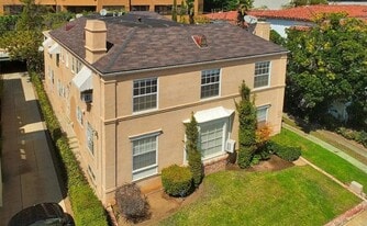 10435 Ashton Ave, Unit 10439 in Los Angeles, CA - Building Photo