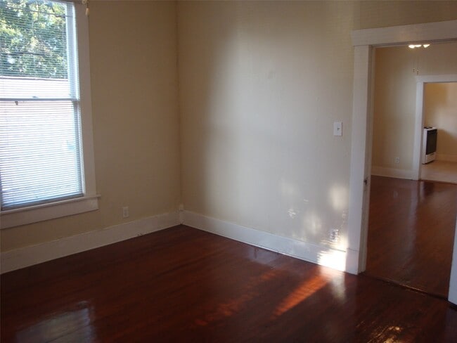 property at 3416 Morrison St