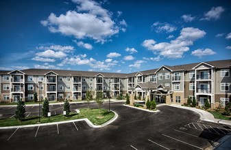 Cedarhurst of Woodland Hills in Tulsa, OK - Building Photo - Building Photo