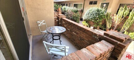 1021 5th St in Santa Monica, CA - Building Photo - Building Photo