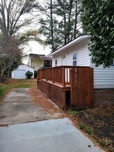 1025 E Bayview Blvd in Norfolk, VA - Building Photo - Building Photo