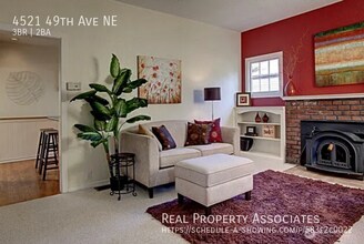 4521 49th Ave NE in Seattle, WA - Building Photo - Building Photo