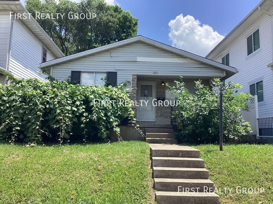 180 Grove Ave in Dayton, OH - Building Photo