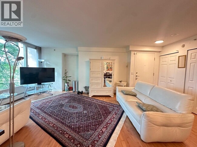 property at 1388 Homer St