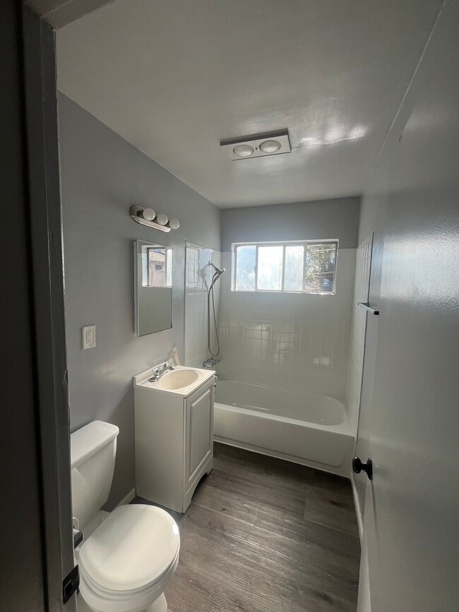 2500, 2506 E Spaulding Ave. in Long Beach, CA - Foto de edificio - Building Photo