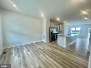 2264 Marcy Dr in Frederick, MD - Building Photo - Building Photo