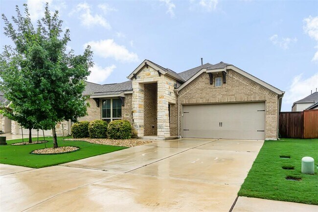 204 Magdalene Way in Liberty Hill, TX - Building Photo - Building Photo