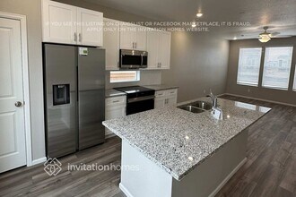 10186 Scranton Ct in Commerce City, CO - Foto de edificio - Building Photo