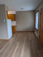 815 Hudson St, Unit 5 in Longview, WA - Building Photo - Building Photo