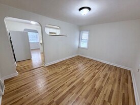 258 Conniston Ave in Pittsburgh, PA - Building Photo