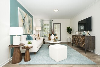 Preston at Hillwood in Murfreesboro, TN - Building Photo - Building Photo