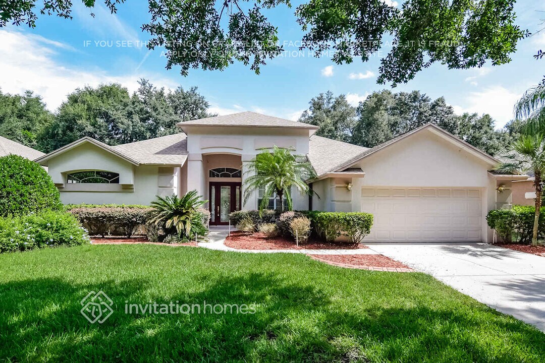 4926 Willow Ridge Terrace in Valrico, FL - Building Photo