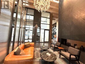 28 Interchange Wy in Vaughan, ON - Building Photo - Building Photo