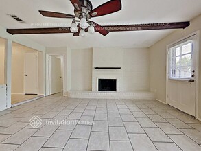 16511 Forest Bend Ave in Friendswood, TX - Building Photo - Building Photo