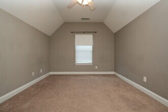 2621 Eight Iron Dr in Denver, NC - Building Photo - Building Photo