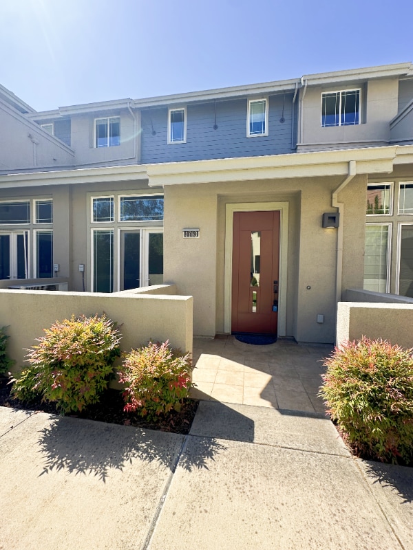 property at 3763 Klamath Ln