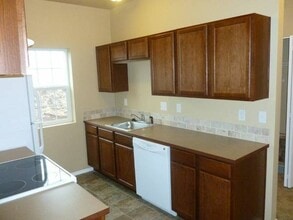5827 Reed Ln SE in Salem, OR - Building Photo - Building Photo
