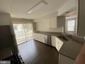 1408 Wharton Rd in Mount Laurel, NJ - Building Photo - Building Photo