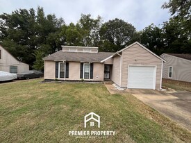 5011 Tradewind Terrace in Memphis, TN - Building Photo