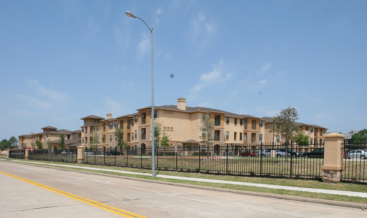 Langwick Senior Residence in Houston, TX - Building Photo