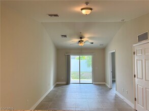 1631 SW 1st Ave in Cape Coral, FL - Building Photo - Building Photo