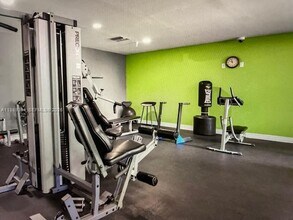 215 SW 42nd Ave in Coral Gables, FL - Building Photo - Building Photo