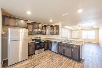 916 Rachel St in Gentry, AR - Building Photo - Building Photo