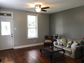 5363 Odell St in St. Louis, MO - Building Photo - Building Photo