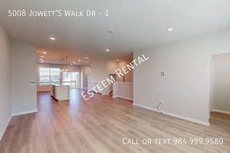 5008 Jowett's Walk Dr in Cary, NC - Building Photo - Building Photo