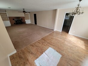 26 Massey Rd in Hendersonville, NC - Building Photo - Building Photo