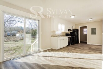 1020 Pineview Rd in Birmingham, AL - Building Photo - Building Photo