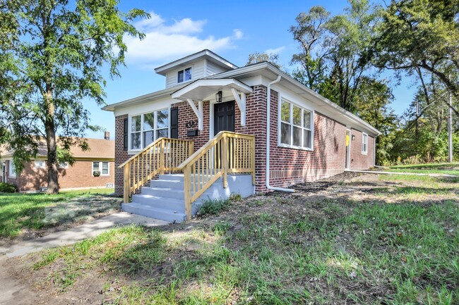 4387 Harrison St in Gary, IN - Foto de edificio - Building Photo