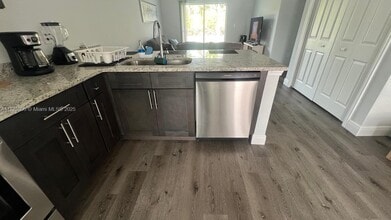 11394 Poplin Ave in Englewood, FL - Building Photo - Building Photo