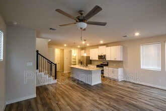 9918 Storehouse Dr in Houston, TX - Building Photo - Building Photo