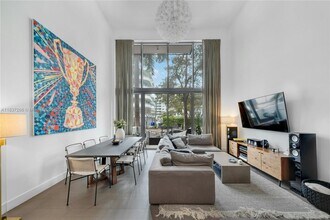 1000 Matanzas Ave, Unit 126 in Miami, FL - Foto de edificio - Building Photo