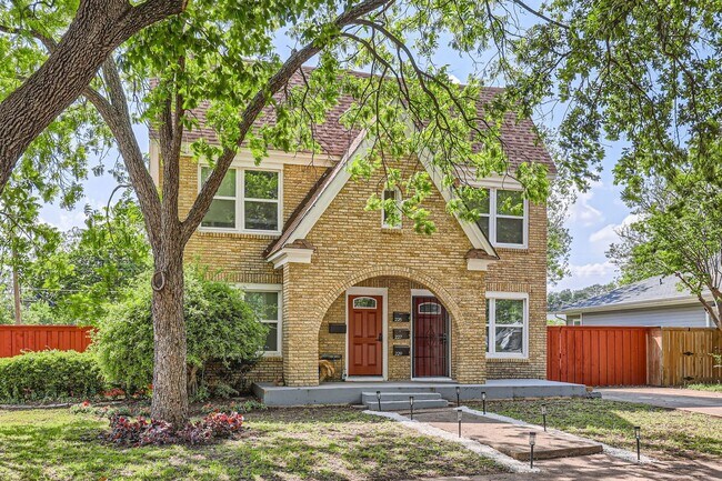 225 S Oak Cliff Blvd in Dallas, TX - Building Photo - Building Photo
