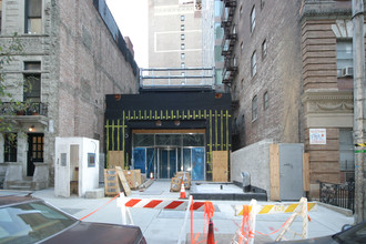 Ariel West in New York, NY - Building Photo - Building Photo