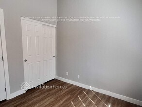 1702 Toltec Cir in Henderson, NV - Building Photo - Building Photo